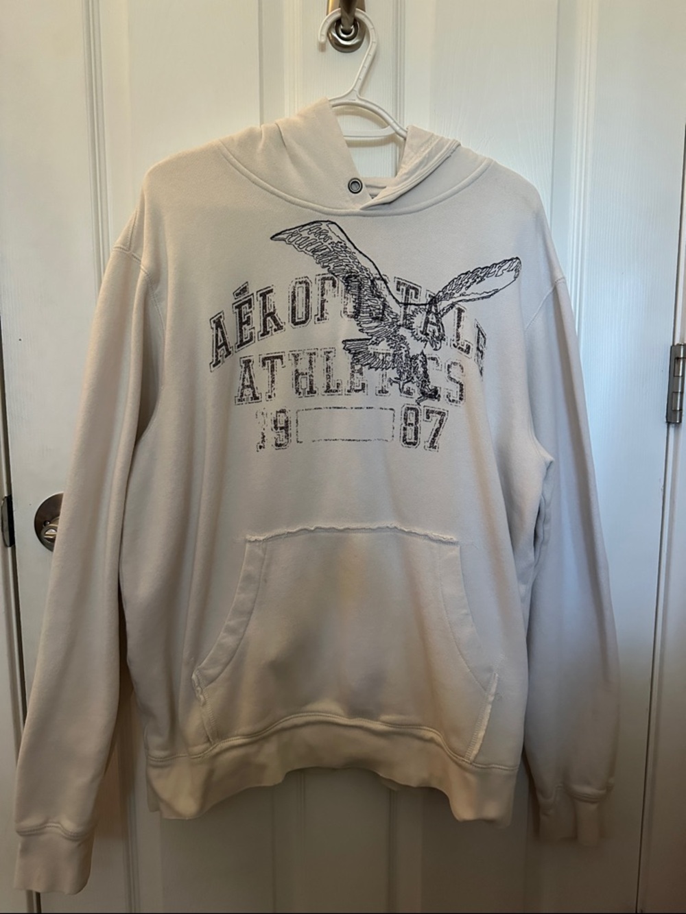 Aeropostale Cream Hoodie with Eagle Graphic